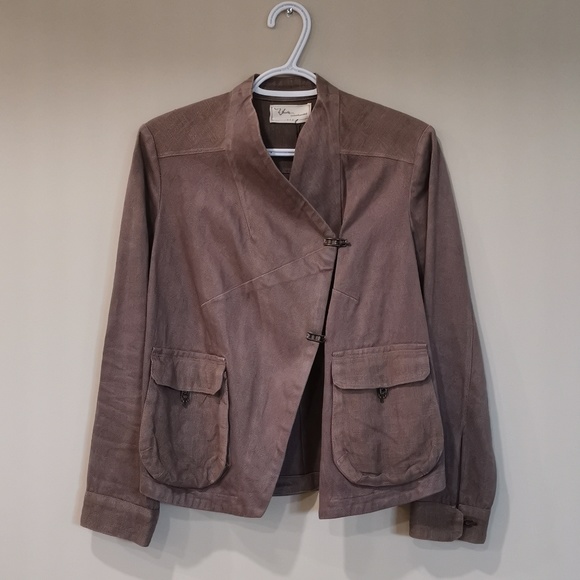 Where | Light Jacket - Picture 3 of 5